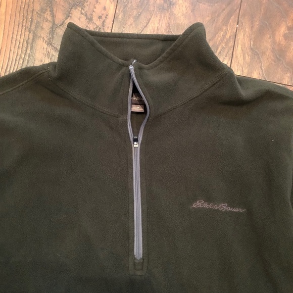 men’s Eddie Bauer Fleece 1/2 ZIP pullover - Picture 2 of 2